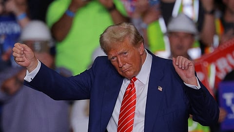 ഇൻ്റർനെറ്റിൽ തരംഗം സൃഷ്ടിച്ച് ട്രംപ്;
തെരഞ്ഞെടുപ്പ് ചൂടിനിടെ വൈറലായി ഡാൻസ്