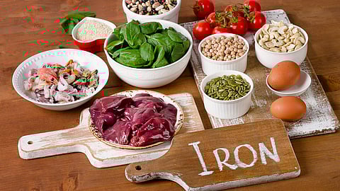 വിളർച്ചയാണോ പ്രശ്നം; ഇരുമ്പ് വേണം, ഡയറ്റിലൊന്ന് ശ്രദ്ധിച്ചാൽ മതി