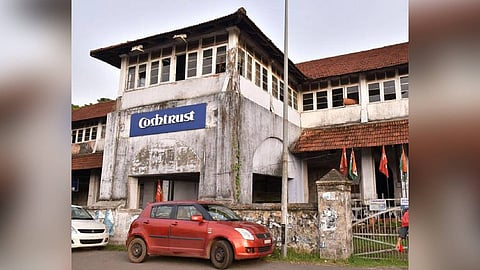 കോംട്രസ്റ്റ് നെയ്ത് ഫാക്ടറി