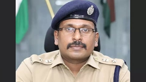 'കസ്റ്റഡിയിലെടുത്തയാളെ ക്രൂര മർദ്ദനത്തിനിരയാക്കി'; എസ്. പി. സുജിത് ദാസിനെതിരെ ഹൈക്കോടതിയിൽ ഹർജി