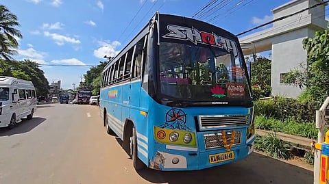 'കുന്നംകുളത്ത് നിന്നും പോയി, ഗുരുവായൂരില് പൊങ്ങി'; സ്വകാര്യ ബസ് മോഷണത്തില് ട്വിസ്റ്റ്
