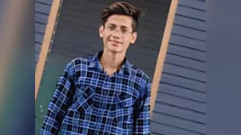 ഹരിയാനയിൽ പശുക്കടത്ത് ആരോപിച്ച് 12ാം ക്ലാസ് വിദ്യാർഥിയെ വെടിവച്ചു കൊന്നു