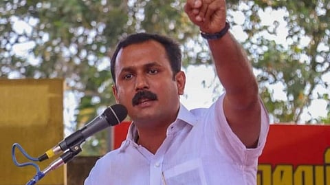 ഗുരുതര കുറ്റകൃത്യങ്ങളെപ്പറ്റി അറിഞ്ഞിട്ടും മറച്ചുവെച്ചു; പി.വി. അൻവറിനെതിരെ ഡിജിപിക്ക് പരാതി നല്കി അഡ്വ. ഷോണ് ജോർജ്