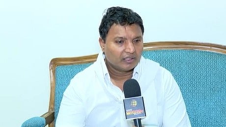 "മുഖ്യമന്ത്രിക്ക് എന്തോ ഒളിക്കാനുണ്ട്"; ഹേമാ കമ്മിറ്റി റിപ്പോർട്ട് പൂർണമായി പുറത്ത് വിടണമെന്ന് യൂത്ത് കോൺഗ്രസ് അഖിലേന്ത്യാ അധ്യക്ഷൻ