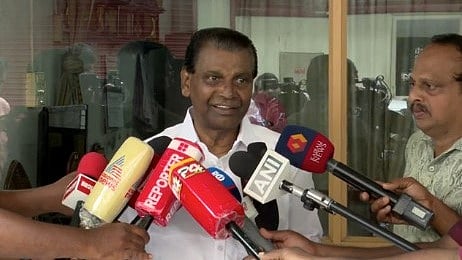 "ഗവർണറെ തീരുമാനിക്കുന്നത് എന്റെ കുറിപ്പിന്റെ അടിസ്ഥാനത്തിലല്ല"; നിലപാടുകളോടുള്ള യോജിപ്പ് വിഷയാധിഷ്ഠിതമെന്ന് തിരുവഞ്ചൂർ രാധാകൃഷ്ണന്