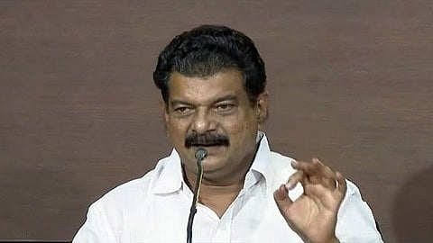 പൊലീസ് തട്ടിയെടുത്തത് 192 കോടി രൂപയുടെ സ്വർണം, എടവണ്ണ കൊലക്കേസില് പൊലീസിനും പങ്ക്: പി.വി. അൻവർ