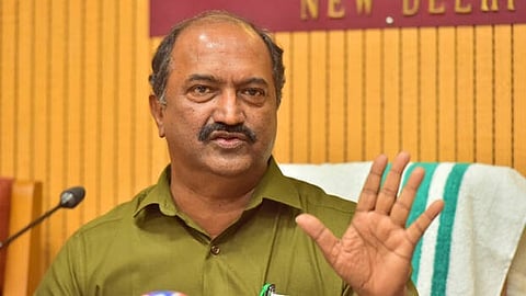 ഭാഗ്യക്കുറി ഏജൻ്റുമാർക്കും വിൽപ്പനക്കാർക്കും ഉത്സവബത്ത; ക്ഷേമ പെൻഷൻകാർക്ക് 2500 രൂപ;
ഓണക്കാലത്ത് വിതരണം ചെയ്യുന്നത് 26 കോടി രൂപ