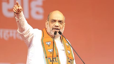 "കശ്മീരിനെ കൊള്ളയടിച്ചത് മൂന്ന് കുടുംബങ്ങൾ"; കോൺഗ്രസ് സഖ്യത്തെ കടന്നാക്രമിച്ച് അമിത് ഷാ