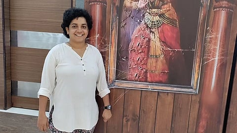 നടിക്ക് പണം വാഗ്ദാനം ചെയ്ത് സെക്സ് ആവശ്യപ്പെട്ടതിനെ എതിര്ത്തു, പ്രതികരിച്ചതിനെ തുടര്ന്ന് സിനിമയില് നിന്ന് വിലക്കി: സൗമ്യ സദാനന്ദന്