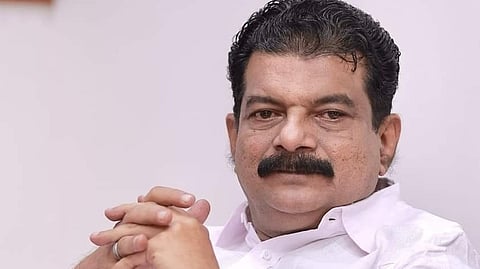 കെട്ടിട നിർമാണത്തിനായി എസ്പി പണപിരിവ് നടത്തി, ഇത് വെള്ളരിക്കാ പട്ടണം : പി.വി. അൻവർ