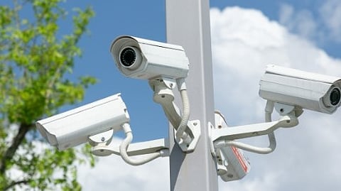 സിസിടിവി ദൃശ്യങ്ങൾ പുറത്ത് വിട്ടാൽ കനത്ത പിഴ; സൗദിയിൽ നിയമം വരുന്നു