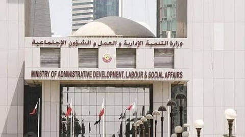 സ്വദേശിവത്കരണം: സാമ്പത്തിക വികസനത്തിൽ പൗരന്മാരുടെ പങ്കാളിത്തം നിർണായകമെന്ന് ഖത്തർ തൊഴിൽ മന്ത്രാലയം