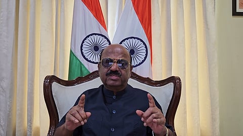 ഡോക്ടറുടെ ബലാത്സംഗക്കൊല; അടിയന്തര മന്ത്രിസഭാ യോഗം ചേരണം; മമത സർക്കാരിന് നിർദേശം നല്കി ഗവർണർ