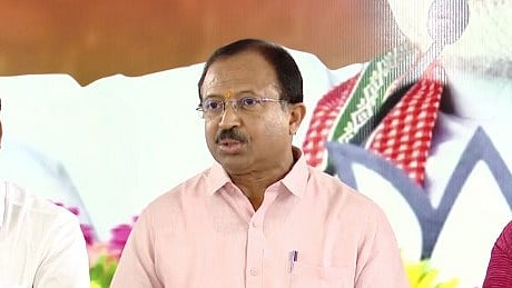 "ആർഎസ്എസിനോട് അയിത്തം തോന്നിത്തുടങ്ങിയത് എന്നു മുതല്?" പ്രതിപക്ഷ നേതാവിനോട് വി. മുരളീധരന്