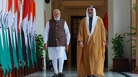 അബുദാബി കിരീടാവകാശിയുമായി കൂടിക്കാഴ്ച നടത്തി പ്രധാനമന്ത്രി നരേന്ദ്ര മോദി