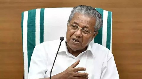 സാമ്പത്തിക പ്രതിസന്ധിക്ക് കാരണം കേന്ദ്രം; ക്ഷേമപെൻഷൻ കുടിശിക ഉടൻ നൽകും: മുഖ്യമന്ത്രി