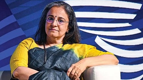 "സെബി മേധാവിയായ ശേഷവും വിവിധ കമ്പനികളിൽ നിന്നായി മൂന്ന് കോടി കൈപ്പറ്റി"; മാധബി ബുച്ചിനെതിരെ ആരോപണവുമായി കോൺഗ്രസ്