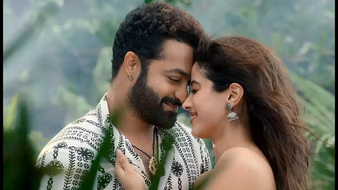 വിറ്റത് 30000 ടിക്കറ്റുകള്; ദേവരയുടെ അഡ്വാന്സ് കളക്ഷന് പുറത്ത്
