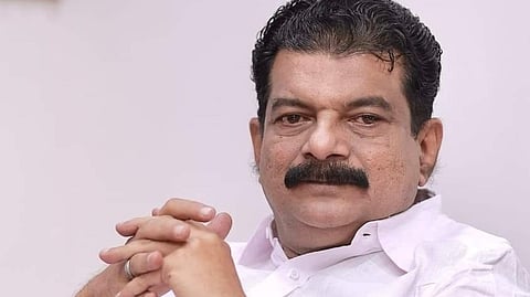 ആർഎസ്എസ് - എഡിജിപി കൂടിക്കാഴ്ച; സ്പെഷ്യൽ ബ്രാഞ്ച് റിപ്പോർട്ട് പൂഴ്ത്തിവെച്ചത്
എഡിജിപിയും പി.ശശിയും : പി.വി. അൻവർ