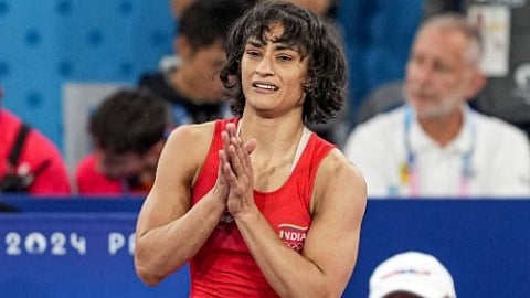 പി ടി ഉഷ തനിക്ക് ഒരു പിന്തുണയും തന്നിരുന്നില്ല, അയോഗ്യതയ്ക്കെതിരേ ഒളിമ്പിക് അസോസിയേഷൻ അപ്പീൽ നൽകാൻ വൈകി; വിനേഷ് ഫോഗട്ട്