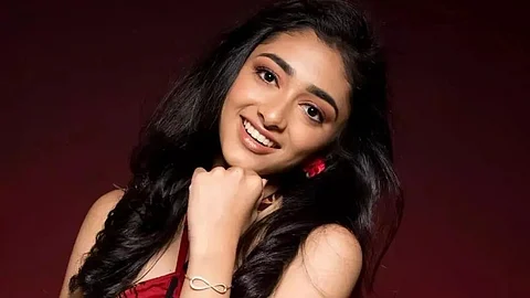 'ആസ കൂടാ' ഫെയിം പ്രീതി മുകുന്ദൻ മലയാളത്തിലേക്ക്; അരങ്ങേറ്റം 'മേനേ പ്യാർ കിയാ' എന്ന ചിത്രത്തിലൂടെ
