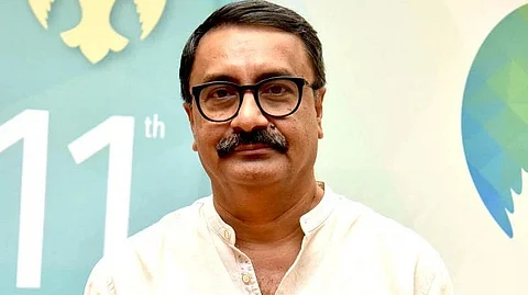 ലൈംഗിക പീഡന പരാതി; വി.കെ പ്രകാശിന് മുന്കൂര് ജാമ്യം