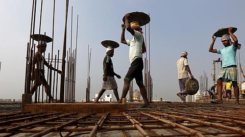 ഇന്ത്യയില് നിന്ന് വീണ്ടും തൊഴിലാളികളെ റിക്രൂട്ട് ചെയ്യാനൊരുങ്ങി ഇസ്രയേല്; ഇത്തവണ 15,000 പേര്