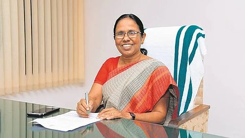 'എസ്ഐടിയുടെ പ്രവർത്തനം ത്വരിതഗതിയിലാകണം എന്ന് എല്ലാവരും ആഗ്രഹിക്കുന്നു'; ഫേസ്ബുക്ക് പോസ്റ്റുമായി കെ.കെ. ശൈലജ