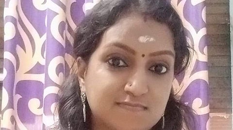 കോഴിക്കോട് യുവതിയും ഗർഭസ്ഥ ശിശുവും മരിച്ചു: ചികിത്സാ പിഴവെന്ന് ആരോപണം