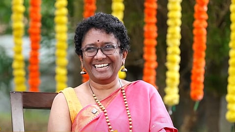 സ്ത്രീസമത്വത്തിന്റെ കാര്യത്തിൽ കേരളം ഇനിയും ഏറെ ദൂരം മുന്നോട്ട് പോകാനുണ്ട്: ശാരദാ മുരളീധരൻ ന്യൂസ് മലയാളത്തോട്