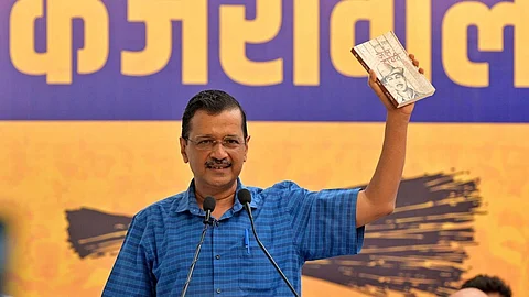 'കോടതിയിൽ നിന്ന് ലഭിച്ച നീതി, ജനങ്ങളിൽ നിന്ന് വേണം', കെജ്രിവാളിൻ്റെ തിരക്കിട്ട രാജി സഹതാപ തരംഗത്തിനോ?