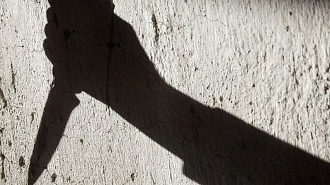 അസഭ്യം പറഞ്ഞത് ചോദ്യം ചെയ്തു; തിരുവനന്തപുരത്ത് യുവാവിന് വെട്ടേറ്റു