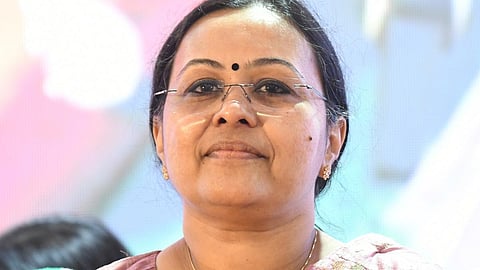 മലപ്പുറത്തെ നിപ മരണം; യുവാവിന് രോഗബാധയുണ്ടായത് വീട്ടിൽ നിന്ന് കഴിച്ച പഴത്തിൽ നിന്നെന്ന് സംശയം: ആരോഗ്യ മന്ത്രി