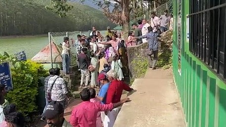 മൂന്നാർ എക്കോ പോയിൻ്റ് ബോട്ടിങ് സെൻ്ററിൽ സംഘർഷം; വിനോദസഞ്ചാരികൾക്ക് പരുക്ക്