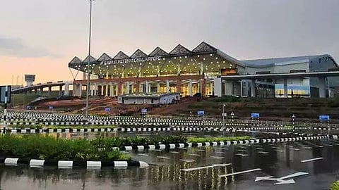 കിയാലിൻ്റെ പ്രവർത്തനങ്ങളിൽ അതൃപ്തി; കണ്ണൂർ വിമാനത്താവളം ജനറൽ ബോഡി ഓൺലൈനിൽ ചേരുന്നതിൽ പരാതിയുമായി ഓഹരി ഉടമകൾ
