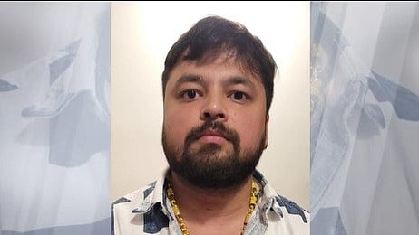 കൊച്ചിയിലെ ഡിജിറ്റല് അറസ്റ്റ് കേസ്: കൂടുതൽ അറസ്റ്റിന് സാധ്യത; പ്രതി പ്രിന്സിനെ കസ്റ്റഡിയില് വാങ്ങി പൊലീസ്