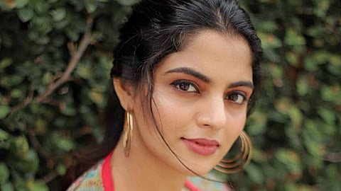 'ഗുരുവായൂരമ്പല നടയില്' പ്രിവ്യൂ ഷോ കാണുന്ന സമയത്ത് ഞാനടക്കം ആരും ചിരിച്ചില്ല : നിഖില വിമല്