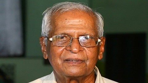 എം.എം. ലോറൻസിൻ്റെ മൃതദേഹം മോർച്ചറിയിൽ സൂക്ഷിക്കണം; മകളുടെ ഹർജിയിൽ ഹൈക്കോടതി