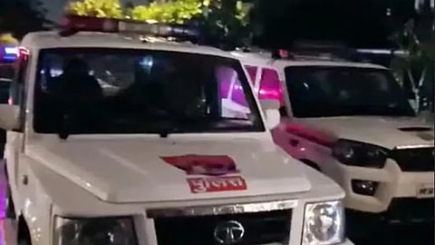 തേനിയിൽ നഴ്സിംഗ് വിദ്യാർഥിനിയെ തട്ടിക്കൊണ്ടുപോയി കൂട്ടബലാത്സംഗത്തിന് ഇരയാക്കി