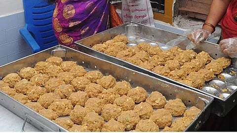 വിവാദത്തിനിടയിലും ഡിമാൻ്റ് കുറയാതെ തിരുപ്പതി ലഡു: 4 ദിവസത്തിനിടെ വിറ്റഴിച്ചത് 14 ലക്ഷം ലഡു