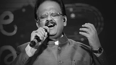 പതിനാറു ഭാഷകളിലായി 40,000 ൽ അധികം ഗാനങ്ങൾ! പാട്ടിന്റെ കടലായ എസ്പിബി വിടവാങ്ങിയിട്ട് നാല് വർഷം