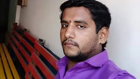 പ്രതി മൂന്ന് തവണ വെടിയുതിർക്കുന്നതുവരെ പൊലീസുകാർ എവിടെയായിരുന്നു? ബദ്ലാപൂർ ബലാത്സംഗക്കേസിൽ ബോംബെ ഹൈക്കോടതി