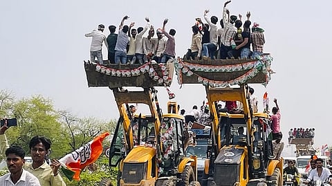 എല്ലാ പാര്ട്ടികള്ക്കും സ്വീകാര്യനായ ബുള്ഡോസര് അഥവാ ഹരിയാന തെരഞ്ഞെടുപ്പിലെ 'ക്രൗഡ് പുള്ളര്'