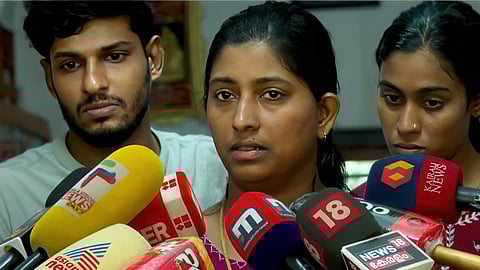 ലോകമെമ്പാടുമുള്ള മലയാളികൾ ഒപ്പം നിന്നു; കൂടെ നിന്നവർക്ക് നന്ദി അറിയിച്ച് അര്ജുന്റെ സഹോദരി അഞ്ജു