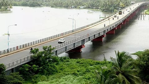 തേവര-കുണ്ടന്നൂർ പാലം: അറ്റകുറ്റപ്പണികൾക്കായി വീണ്ടും അടച്ചിടും