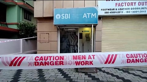 തൃശൂർ എടിഎം കവർച്ച: പ്രതികളെ തിരിച്ചറിഞ്ഞ് കേരള പൊലീസ്; ഹരിയാനയില് നിന്നുള്ള ഏഴംഗ സംഘം പിടിയിൽ