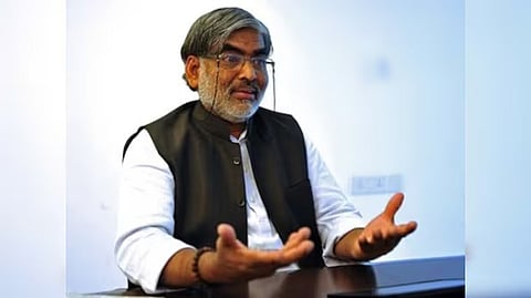 "ആദ്യമായല്ല ഏതെങ്കിലും എഡിജിപി ആര്എസ്എസ് നേതാക്കളെ കാണുന്നത്"; ഫേസ്ബുക്ക് പോസ്റ്റുമായി എ. ജയകുമാർ