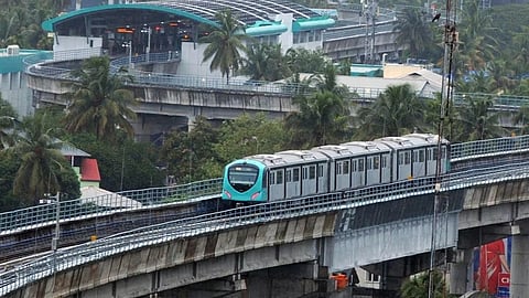"മുന്നൊരുക്കങ്ങളില്ലാതെ രണ്ടാംഘട്ട മെട്രോ നിർമാണം"; ആരോപണങ്ങളുമായി എംഎല്എയും എംപിയും, മറുപടിയുമായി ലോക്നാഥ് ബെഹ്റ