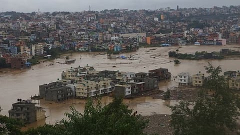 നേപ്പാൾ പ്രകൃതി ദുരന്തം; 100 ലേറെ പേർ മരിച്ചതായും 64 പേരെ കാണാതായതായും റിപ്പോർട്ട്