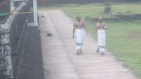 മാടായിക്കാവിൽ ശത്രുസംഹാരം, രാജരാജേശ്വര ക്ഷേത്രത്തിൽ ഐശ്വര്യത്തിനുള്ള വഴിപാടുകൾ; വിവാദങ്ങൾക്കിടെ പൂജകളുമായി എഡിജിപി